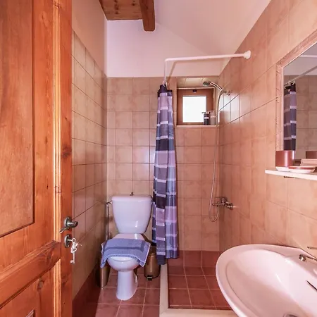 Ydria A With Pool Villa Chersonissos