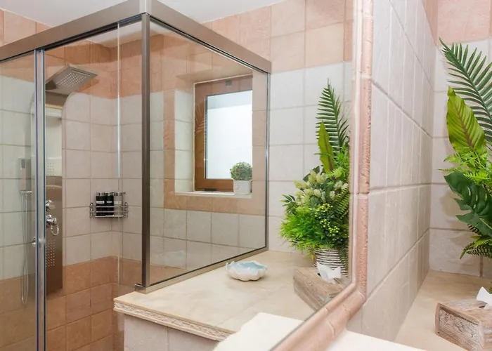 Ydria A With Pool * Hersonissos (Crete)